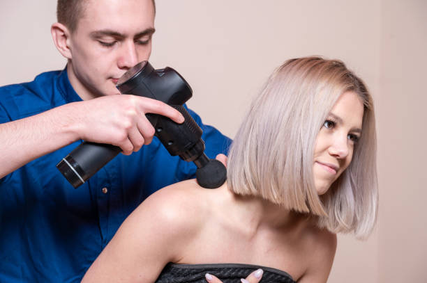Your next office gadget: Mini fascia gun vs. deep massager, who will win this recovery war?